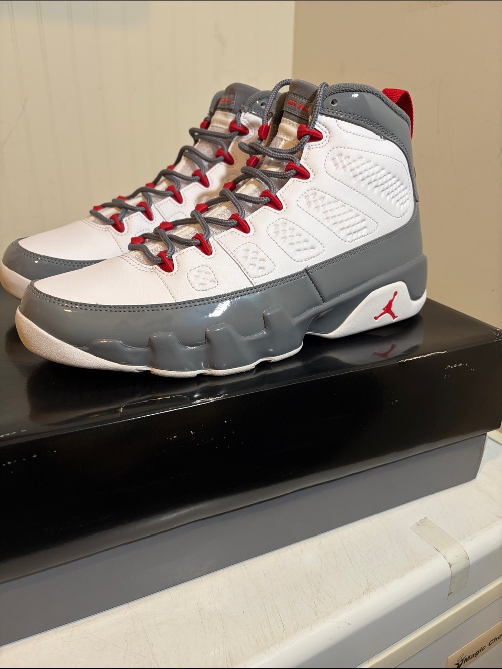 Jordan 9 Retro Men’s White/Fire Red/Cool Gray. 12/22 release CT8019-162
